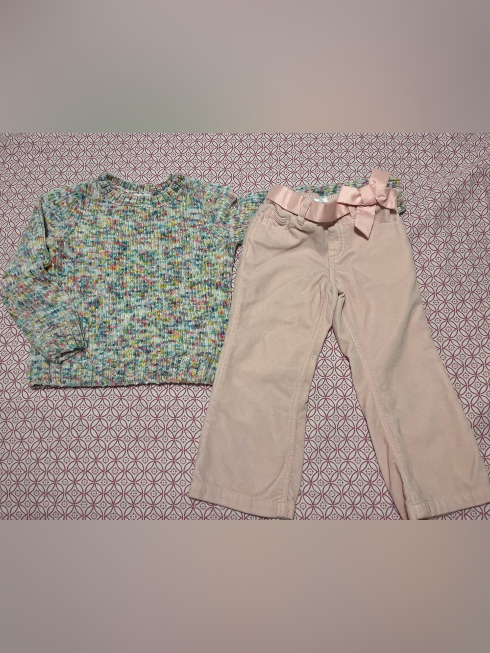 Girls Multicolor Knit Sweater and Pink Bow-Accent Pants Set
